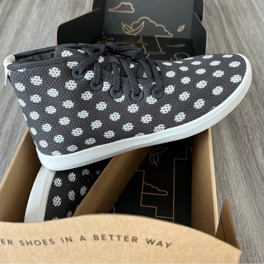 🆕 Allbirds Men Tree Topper Polkadot